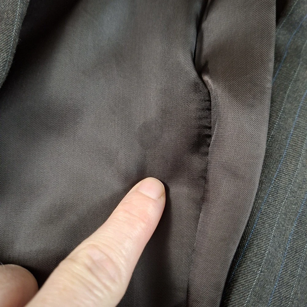 Hickey Freeman Mens 46R Suit 39x28 Brown Grey Blue Pinstripe 2pc Wool USA
